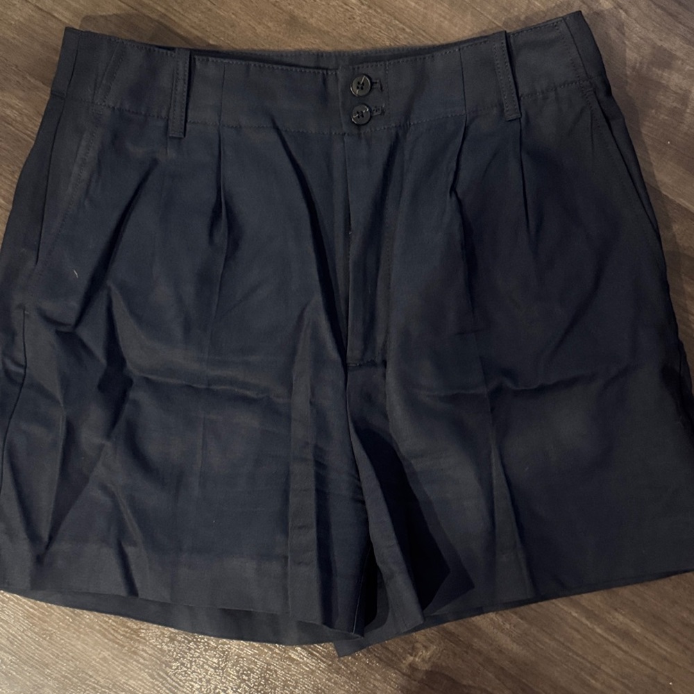 Madewell Navy Tailored Shorts with Back Welt Pockets